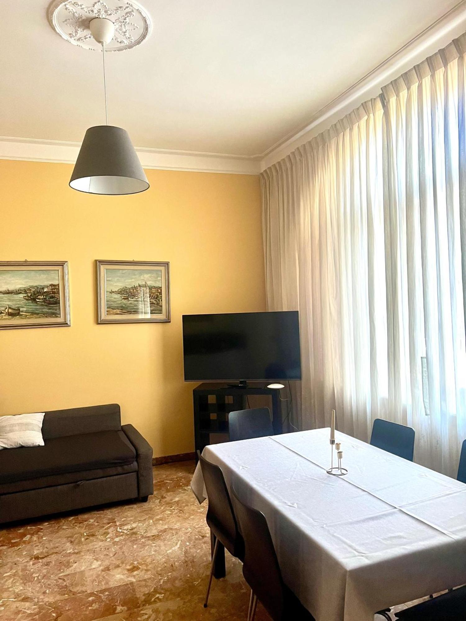 Hotel Gabriella Diano Marina Kültér fotó